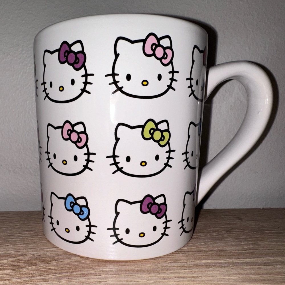 Hello Kitty Faces & Bows All Over Print Ceramic Coffee Mug, 14 Ounces